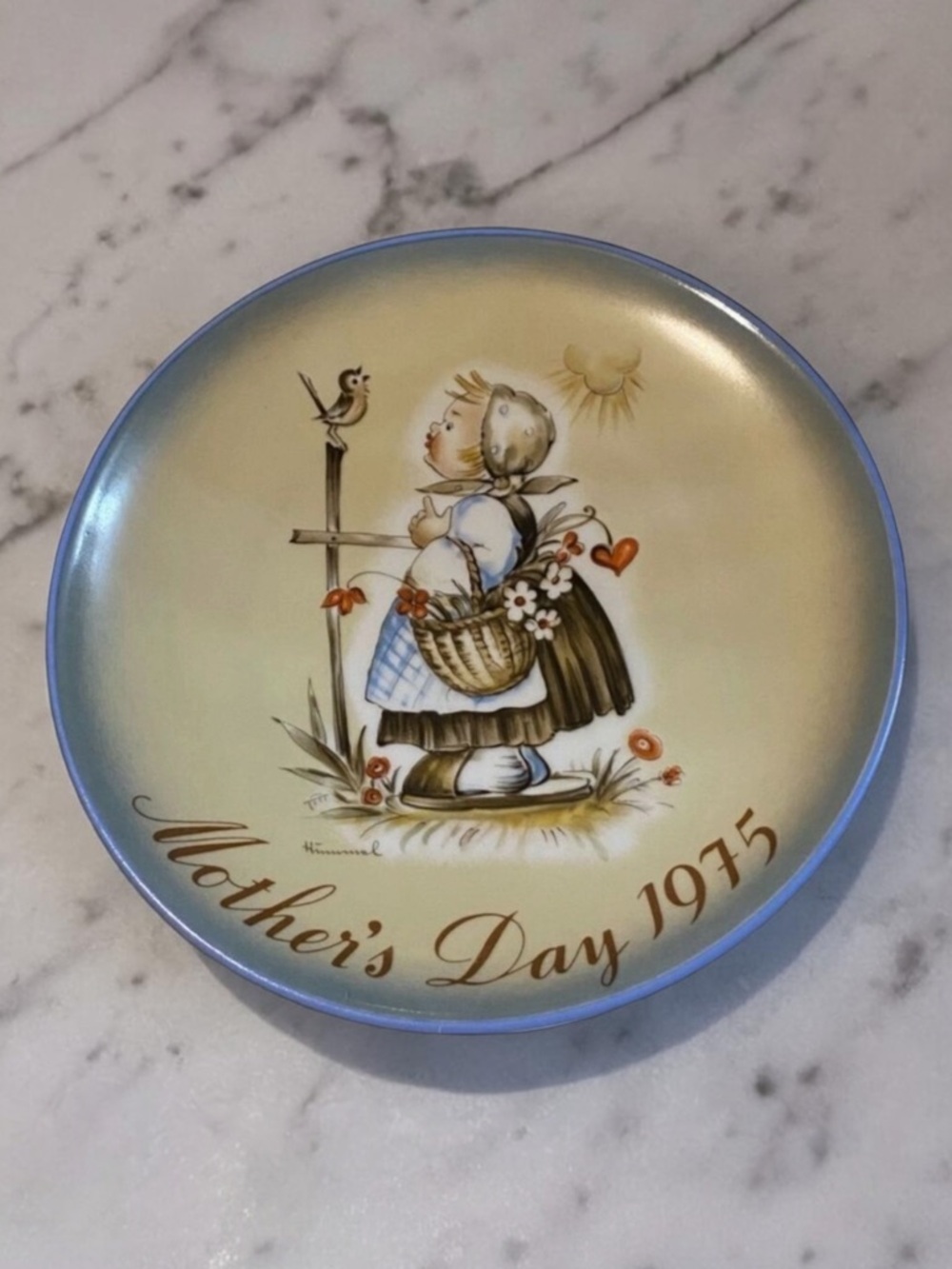 Vintage Hummel Mothers Day Plate 1975 Limited Edition